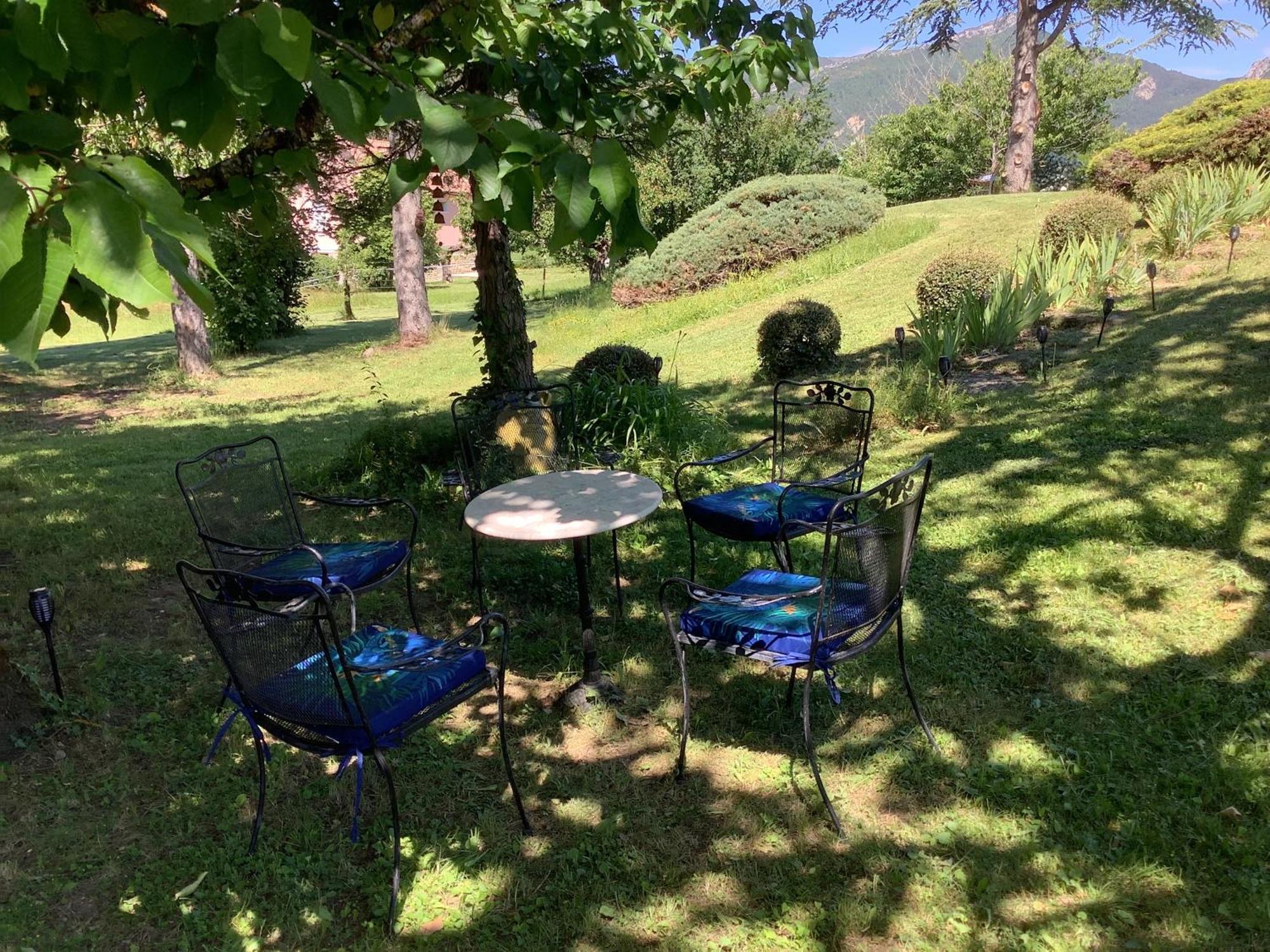 Bed and Breakfast Le Cheval Blanc Serres  Exterior foto