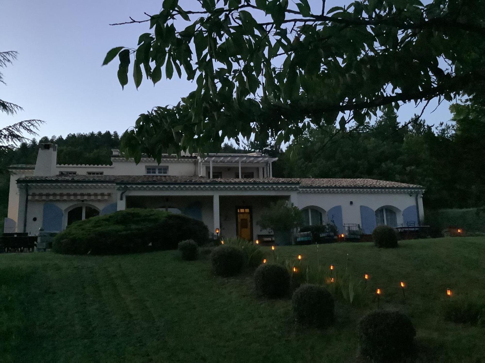 Bed and Breakfast Le Cheval Blanc Serres  Exterior foto