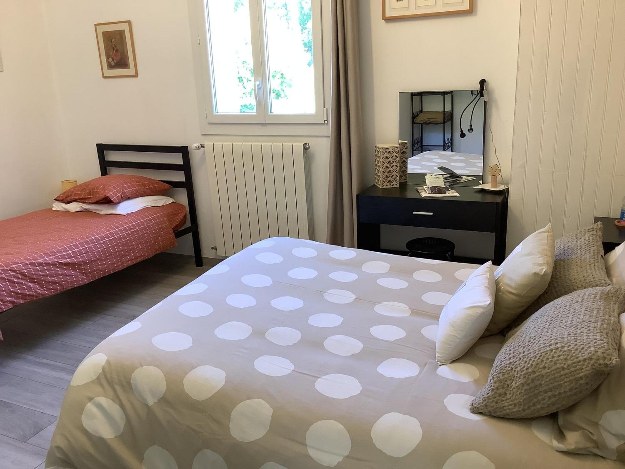 Bed and Breakfast Le Cheval Blanc Serres  Exterior foto
